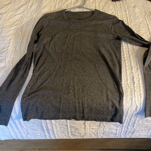 Long sleeve dark grey swiftly lululemon